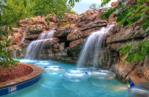 Pigeon Forge Hotel | RiverStone Condo Resort & Spa