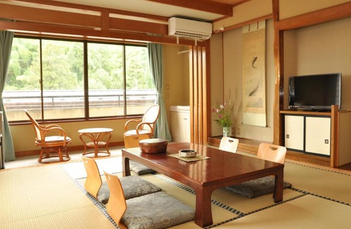 Yutagawa Onsen Hotel | Senso Yutagawa