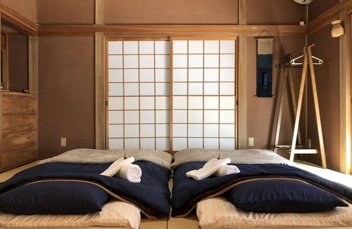 Hata-gun House | Shimanto Riverside Hideaway