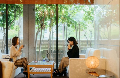 Akahodani Onsen Hotel | Smoking Room only Modern and spacious JapaneseWestern room Reasonable 2 people /Kaga Ishikawa
