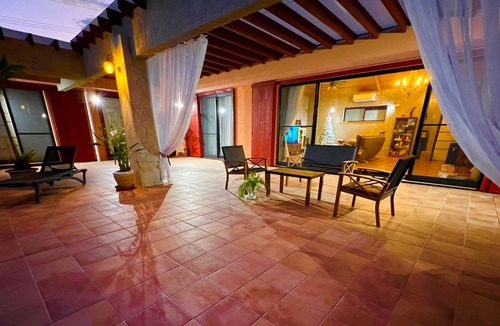 Shiraho Villa | Standard from 2 nights with full-day car rental TOYOTA VOXY 8 Passenger Pool Villa for rent