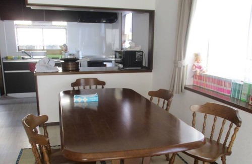 Toyama House | Stay like a vacation home just a 7-minute walk from Toyama Station! With 2 parking spaces [Inn for private use "Korere! Akae-tei"] *Please note the price.