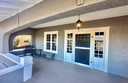 Pendleton House | Steps from Main Street and 10-15 minute walk to the roundup grounds.