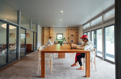 Komatsu Hostel | Takigahara Craft & Stay