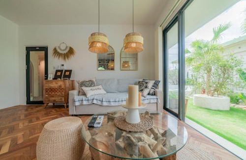 Miyakojima Villa | The House By The Sea