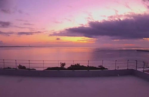 Higashionna House | Theme Suite 201 Overlooking the seaArt museum style mansion designed by architect for photographe/Uruma Okinawa
