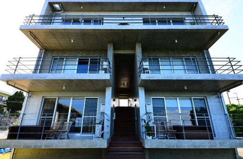 Higashionna House | Theme Suite 201 Overlooking the seaArt museum style mansion designed by architect for photographe/Uruma Okinawa