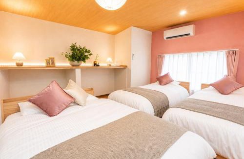 Kurashiki Apartment | TOMOSHIBI Kurashiki Zen House Near Bikan Historical Quarter 美観地区近く 和モダン一棟貸し