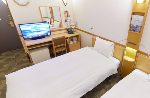 Toshima Hotel | Toyoko Inn Ikebukuro Kitaguchi 1