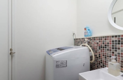 Minato Apartment | Twin room - Room 102/Osaka Ōsaka