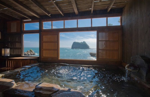 Dogashima House | Umibenokakureyu Seiryu