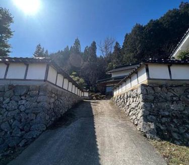 Sera-gun Villa | Villa Kuon Kisa 静かな里山に佇む古民家宿
