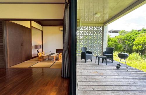 Nakasone House | Villa Nakijin COCONUT JUNGLIA Okinawa