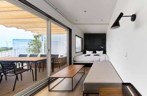Himi Hotel | WHARF&CO.