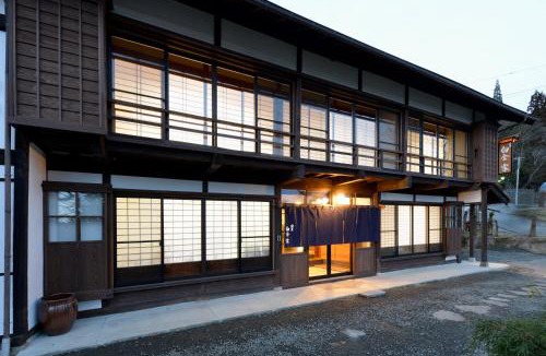 Togakushi Hotel | Yadoya Shiroganeya Limited to one group per day (2 to 8 people) Fully booked traditional building inn Traditional culture experience