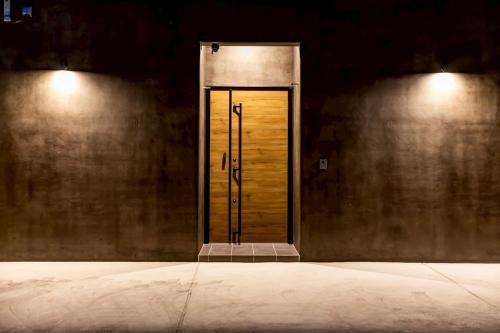 平屋の一戸建て鉄板焼き&サウナ&ジャグジーで過ごす大人の隠れ家 最大12名 Hideaway Teruma