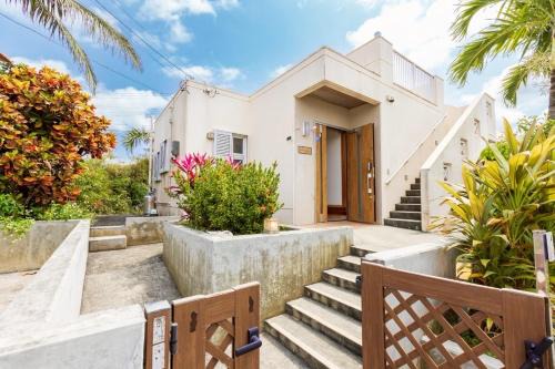 星空テラスと海一望 静寂に包まれる屋上BBQ Resort Villa ManMaka in Miyakojima