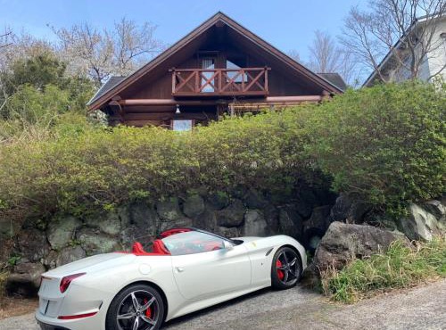 湖畔の森 ウッドペッカー AWA Resort