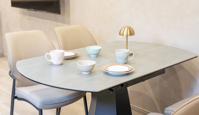 1 min. from Namba station｜90 sq.m. of space｜Newly opened｜Two toilets and showers provided｜Comfortable stay