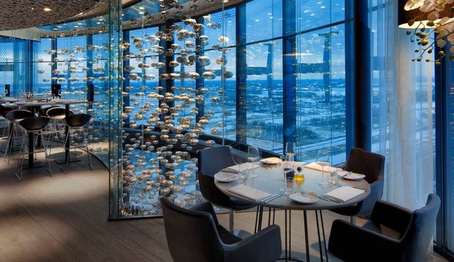 2 Modern Haven, Steps from City Center, Shops | Scenic Nature Trails Nearby in Amsterdam