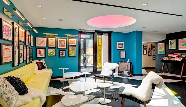 3 Convenient Units Minutes from Museum of Science! Pets Allowed, Valet Parking! in Boston