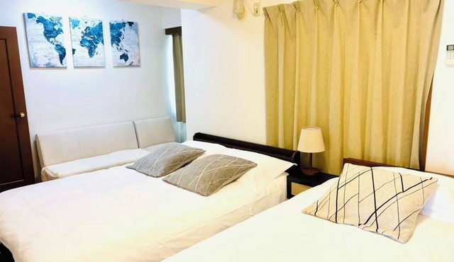 5 min walk from Nishi-Shinjuku 5-chome station, large family of 7, loop balcony