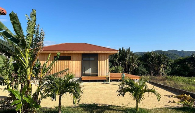 A quiet environment with a wooden deck with a grea/Ishigaki City Okinawa