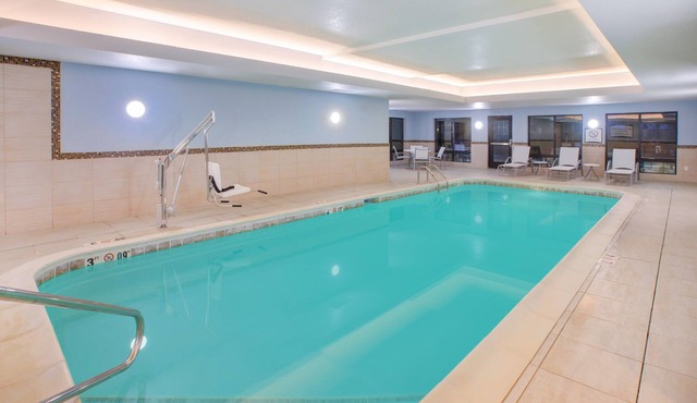 Accessible Studio w/Walk-In Shower & Breakfast in Benton Harbor