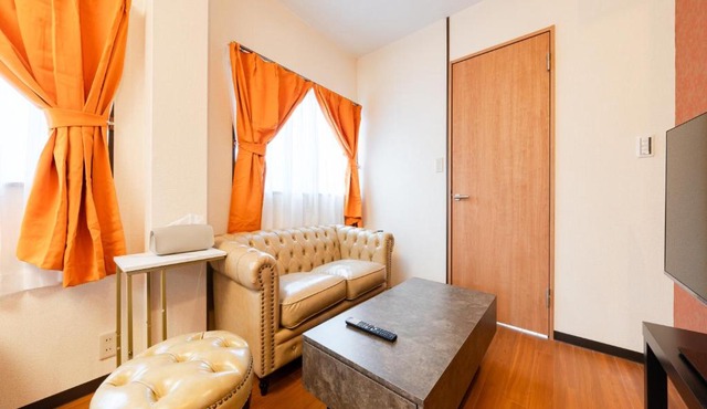 Asakusa 4min walk, 8min to Senso-ji Temple, 5min to Ueno,4 min to Kappabashi, Switch, Free Wi-Fi, PocketWi-Fi