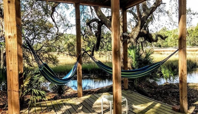CoastalCreekfrontStudio! Pets ok, near everything you want to do in Coastal Ga! in Brunswick