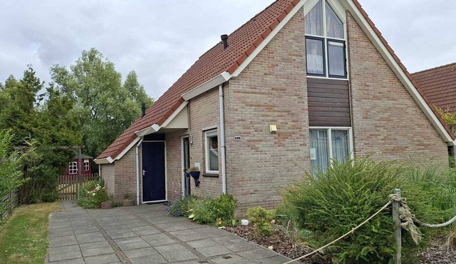 Comfortable holiday house 6 people directly behind the dike Pet allowed WiFi in Breskens