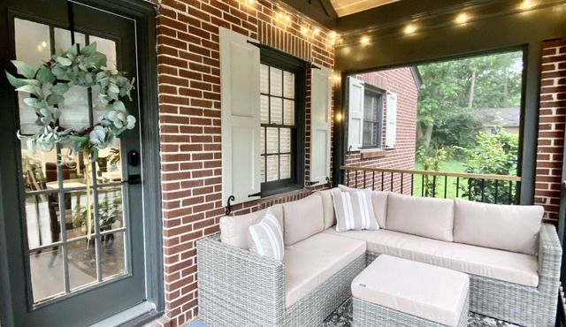 Cottage by the Square in McDonough