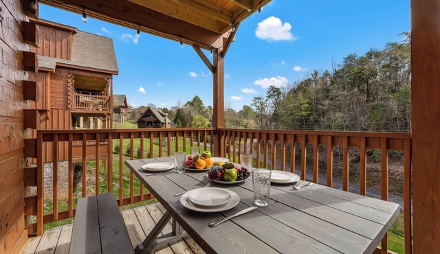 Couples Refuge by Ghosal Luxury Lodging in Sevierville