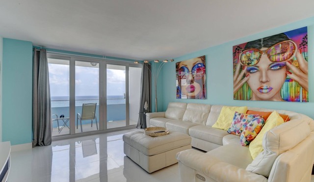 DIRECT OCEAN VIEWS with Balcony on the beach. SUMMER REBATE 5+ NIGHTS in Fort Lauderdale