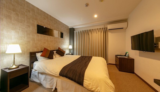 Double Room/Osaka Ōsaka