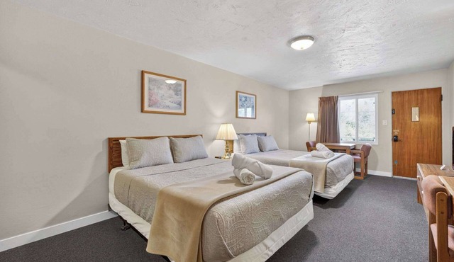 Eagle Motel Suite 106 in Manitou Springs