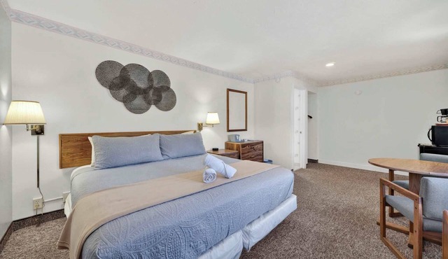 Eagle Motel Suite 100 in Manitou Springs