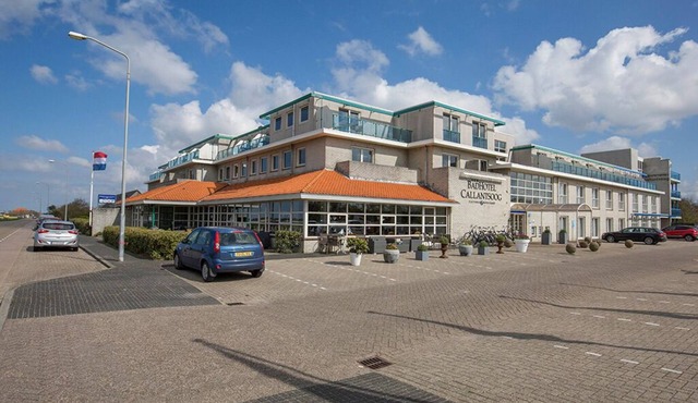 Endless Fun in North Sea | 2 Hidden Gem, Steps Away from Beach, Golf & Top Spots in Callantsoog