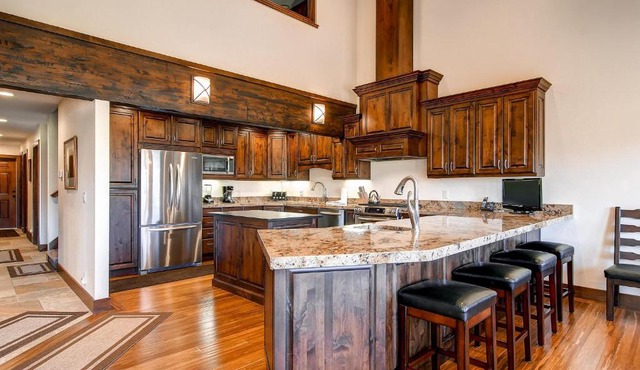 Fairway Village 2919 by Park City Lodging in Park City