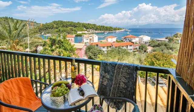 Fenia's Studio - Charming Getaway in Gaios, Paxos in Gaios