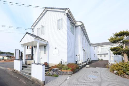 GATE80伊勢志摩 無人宿 完全セルフ 予約メッセージ欄確認要す スマートロック 暗証番号チェックイン 素泊まり専門 アメニティ持参で格安滞在 セコム24h監視 駐車場7台