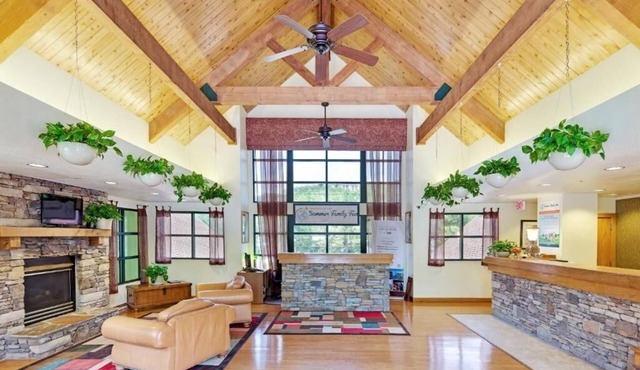 Gatlinburg Retreat: Spacious TWO 1BR Suite for the Ultimate Golf Getaway in Gatlinburg