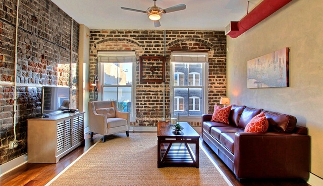 Heated Pool Access | 5*Clean | Flex Cancelation in Savannah