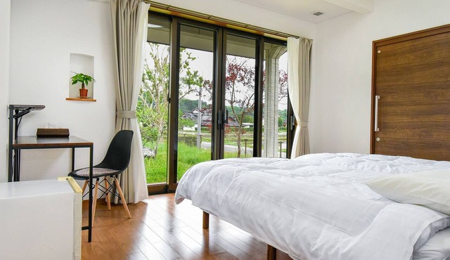 Hotel Circle One in Sagara