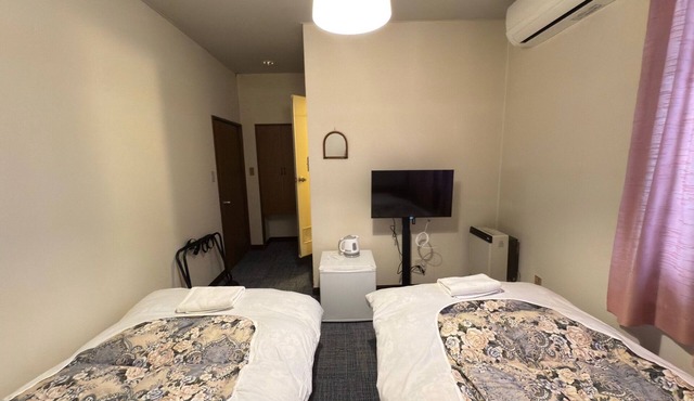 Hotel Junior Mint