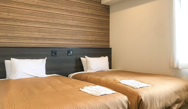HOTEL LiVEMAX SENDAI KOKUBUNCHO