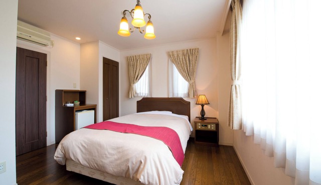 Hotel Nadeshiko