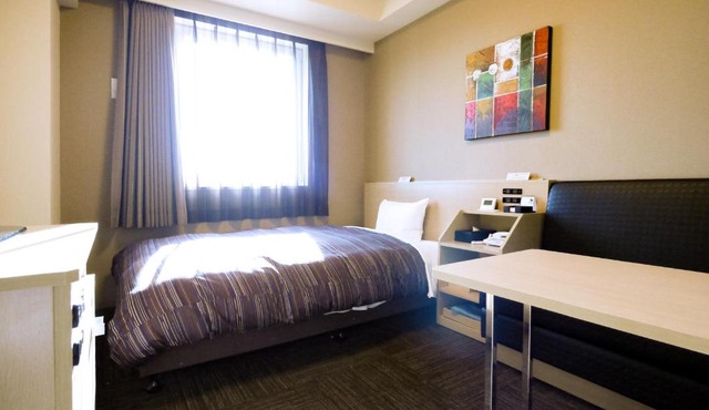 Hotel Route-inn Ebina Ekimae
