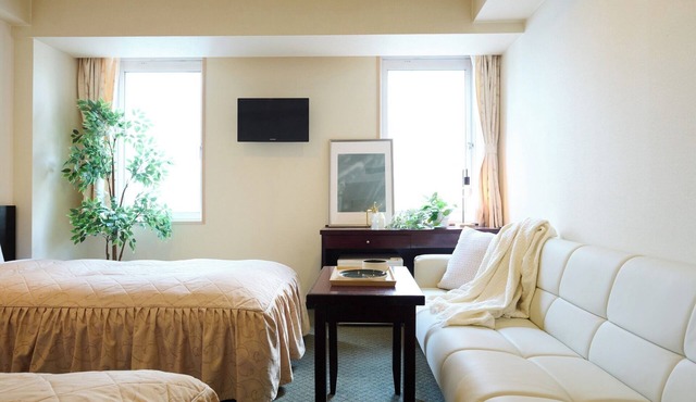 Hotel ShoD Smoking 2 single beds 1 sofa bed/Sapporo Hokkaidō