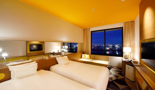 HOTEL UNIVERSAL PORT VITA in Osaka